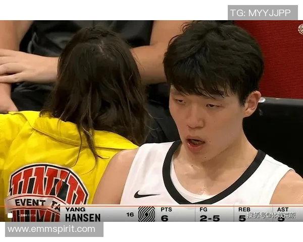 9分5篮板3助攻，杨瀚森5项数据生计新高，他的眼里有光了